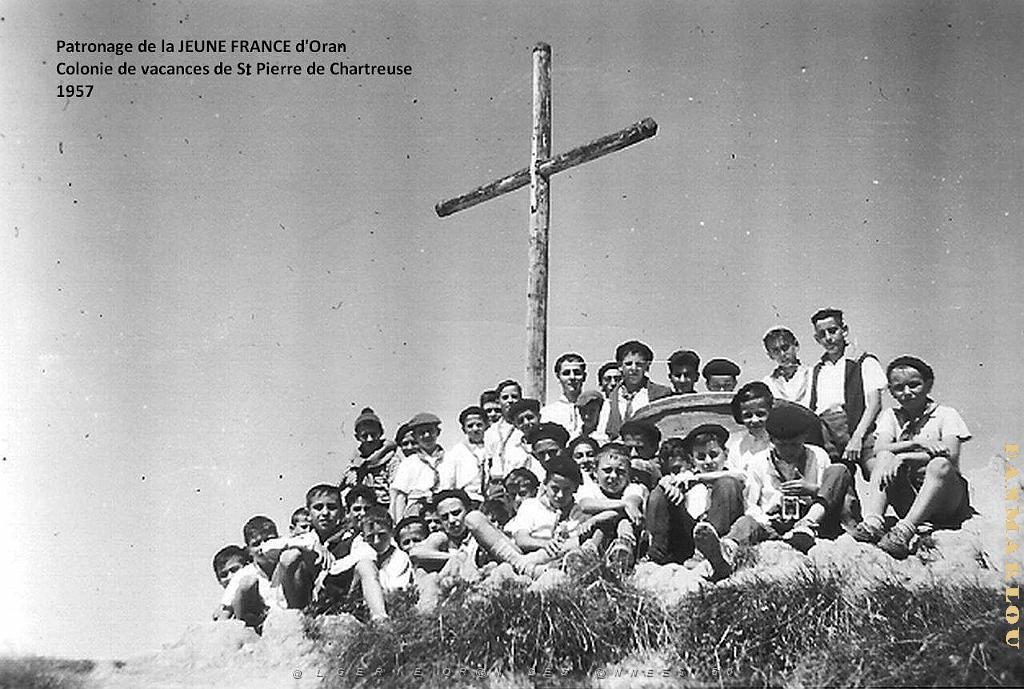 COLO JEUNE FRANCE 1957 au sommet, lequel.jpg